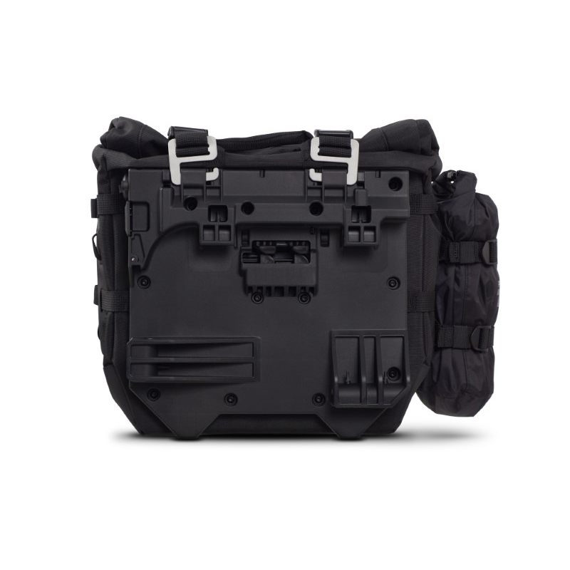 Kompletná sada sedlových brašní SHAD TERRA TR40 adventure vrátane montážnej sady SHAD Benelli TRK 502 X