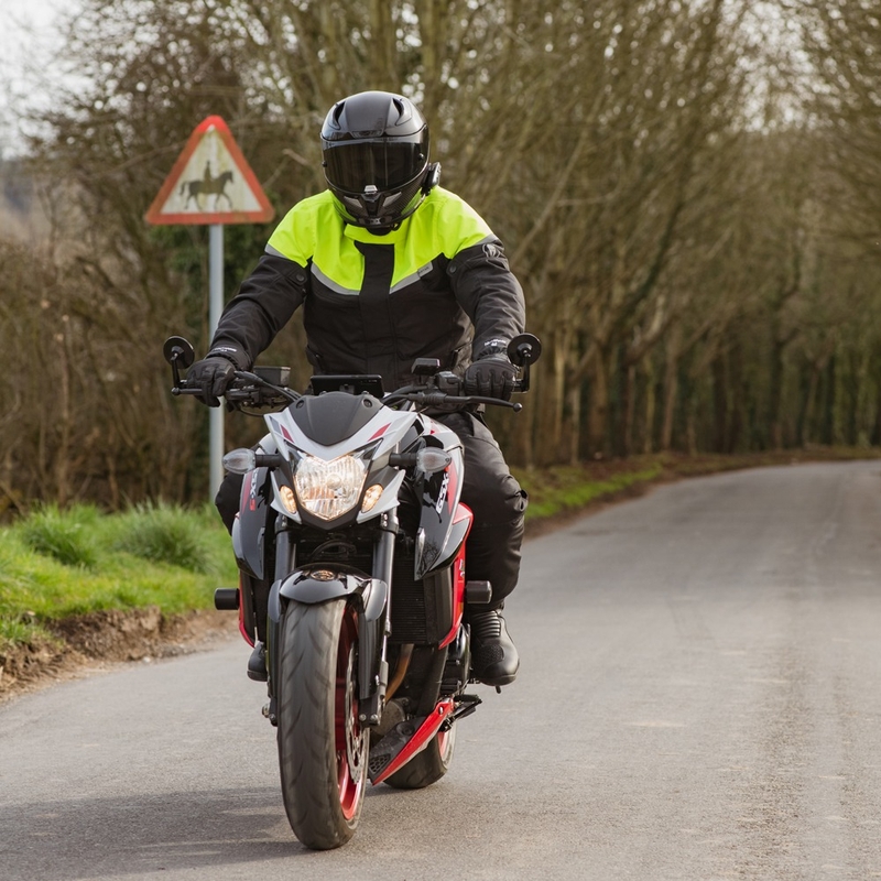 Bunda na motocykel Oxford Spartan Long WP čierno-fluorescenčno žltá