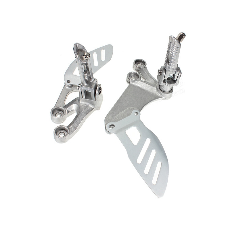 Predný držiak so stupačkami R-TOOL Suzuki GSXR1000 (05-14) výpredaj