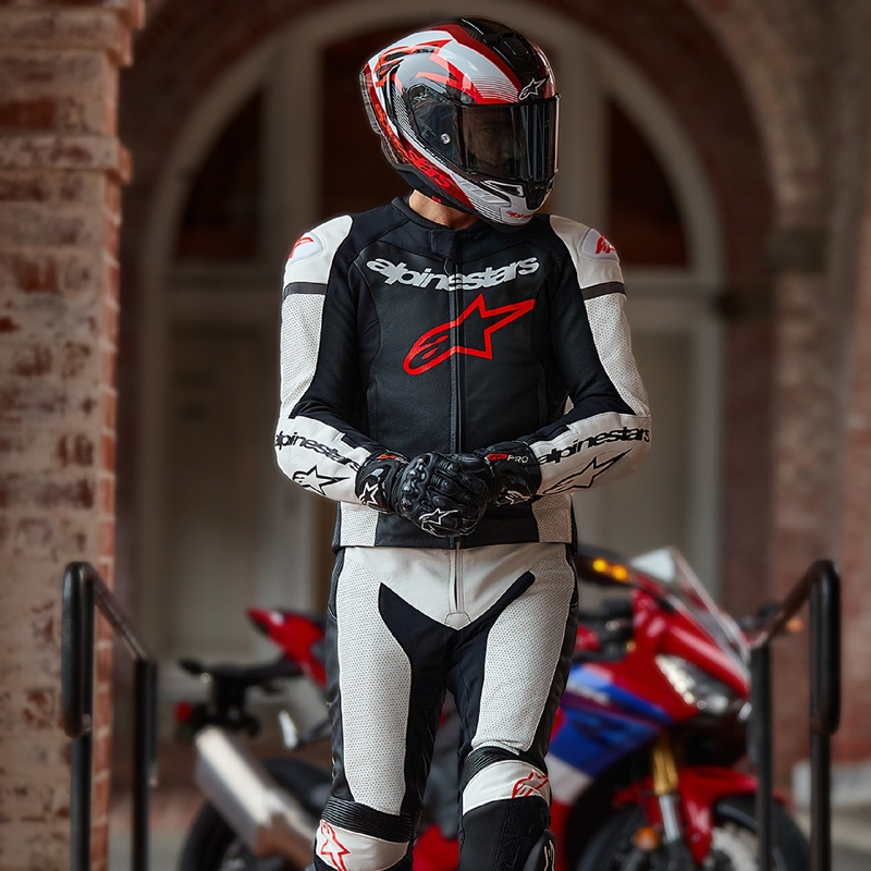 Kožená dvojdielna kombinéza Alpinestars GP Force Lurv bielo-čierno-fluo červená