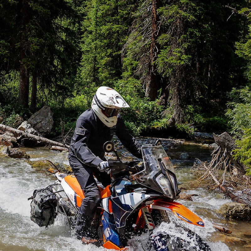 Bunda na motorku Alpinestars AMT-8 Stretch Drystar XF čierna