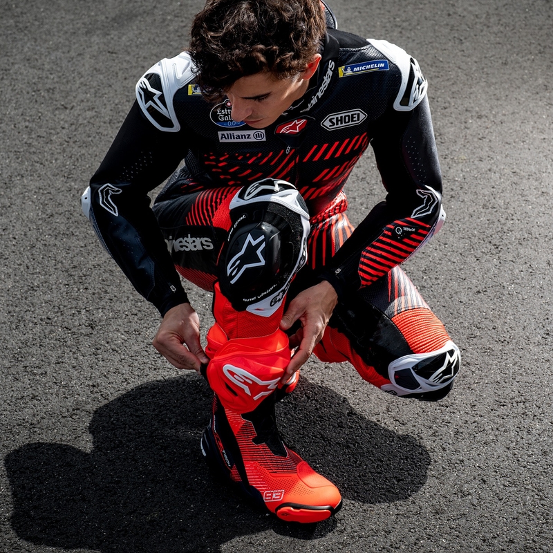 Topánky na motorku Alpinestars Supertech R Vented limitovaná edícia MM93 Marc Marquez fluo červeno-modro-čierne
