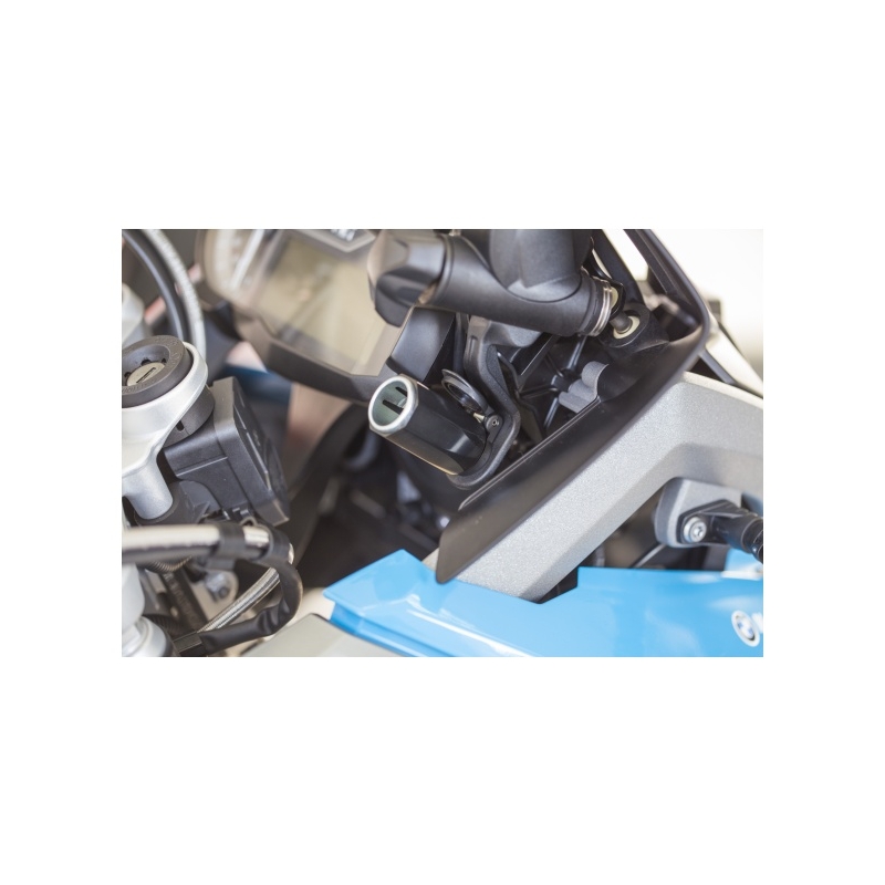 DIN adaptér z malej moto zásuvky na automobilovú