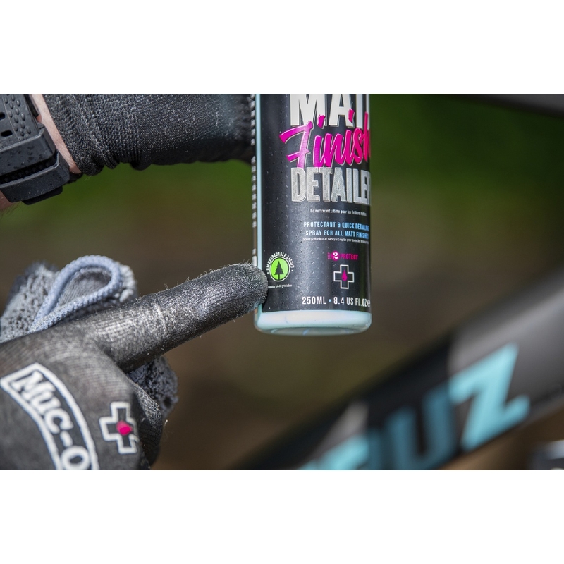 Detailer na matné povrchy motocyklov (finish) MUC-OFF 250ml