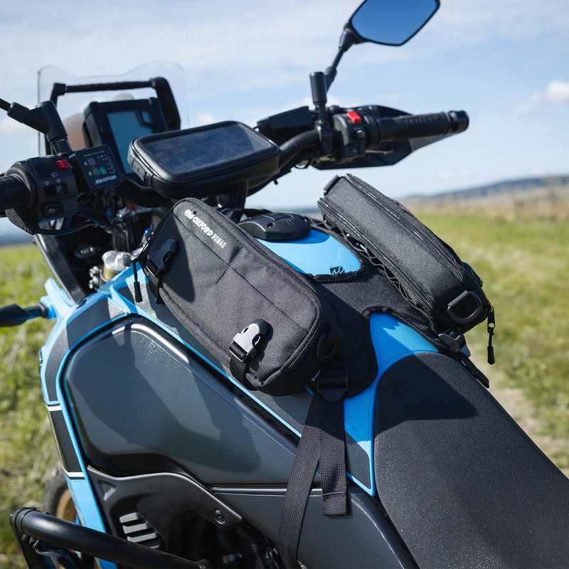 Systém uchytenia batožiny Oxford Nomad na nádrž čierny