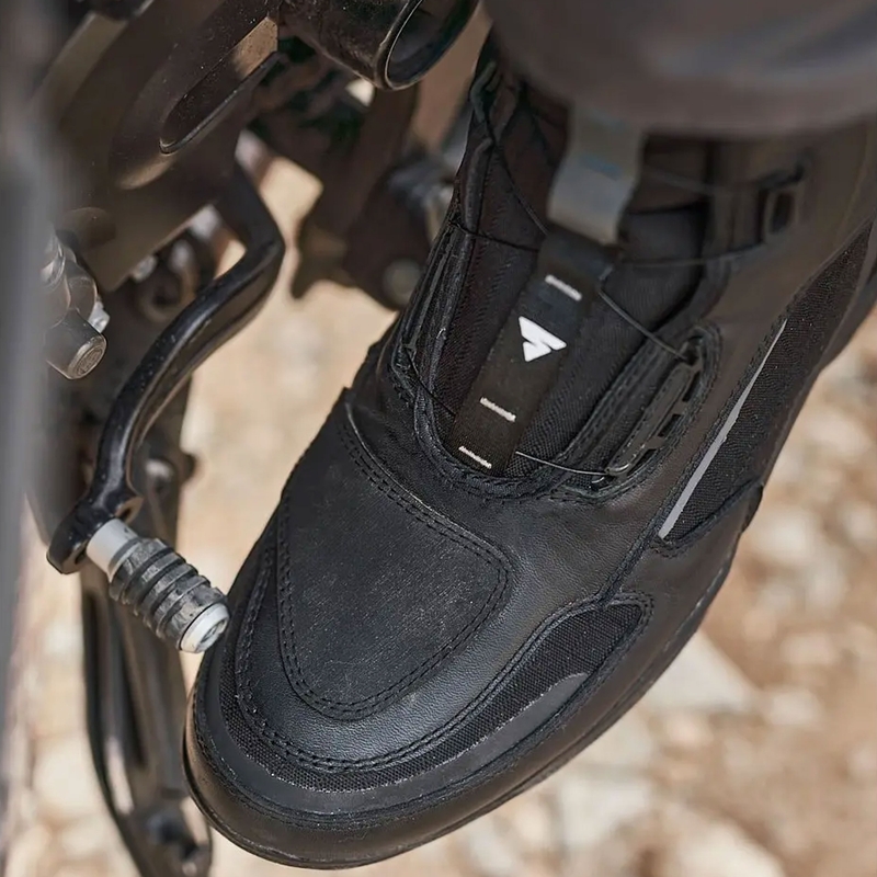 Vysoké čižmy na motocykel Shima Strato WP čierne