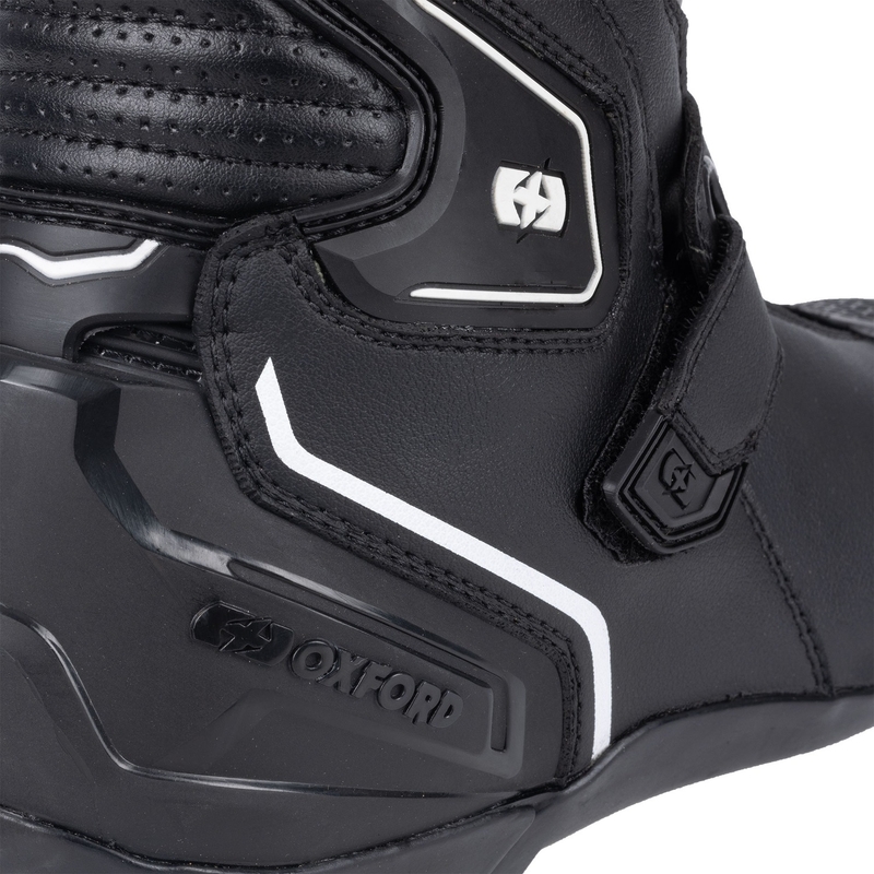 Topánky na motorku Oxford Omega Air Short čierne