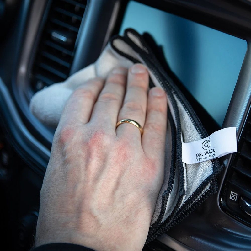 Utierka z mikrovlákna pre sklá a interiér Dr. Wack All in One Microfibre cloth šedá