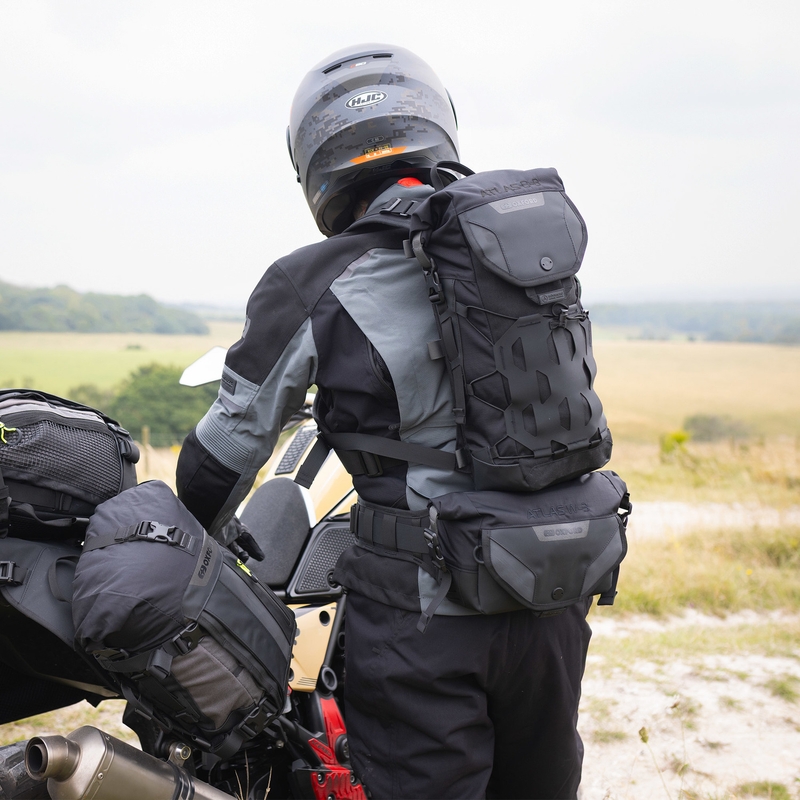 Ľadvinka Oxford Atlas W-3 čierna