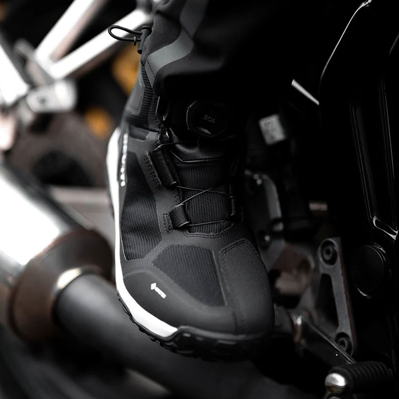 Motocyklová obuv Revit Breccia GTX čierna