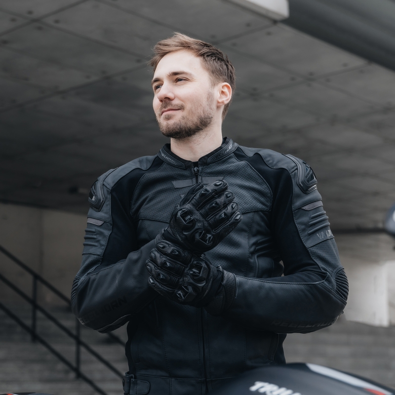 Kožená bunda na motorku Rebelhorn Vandal čierna