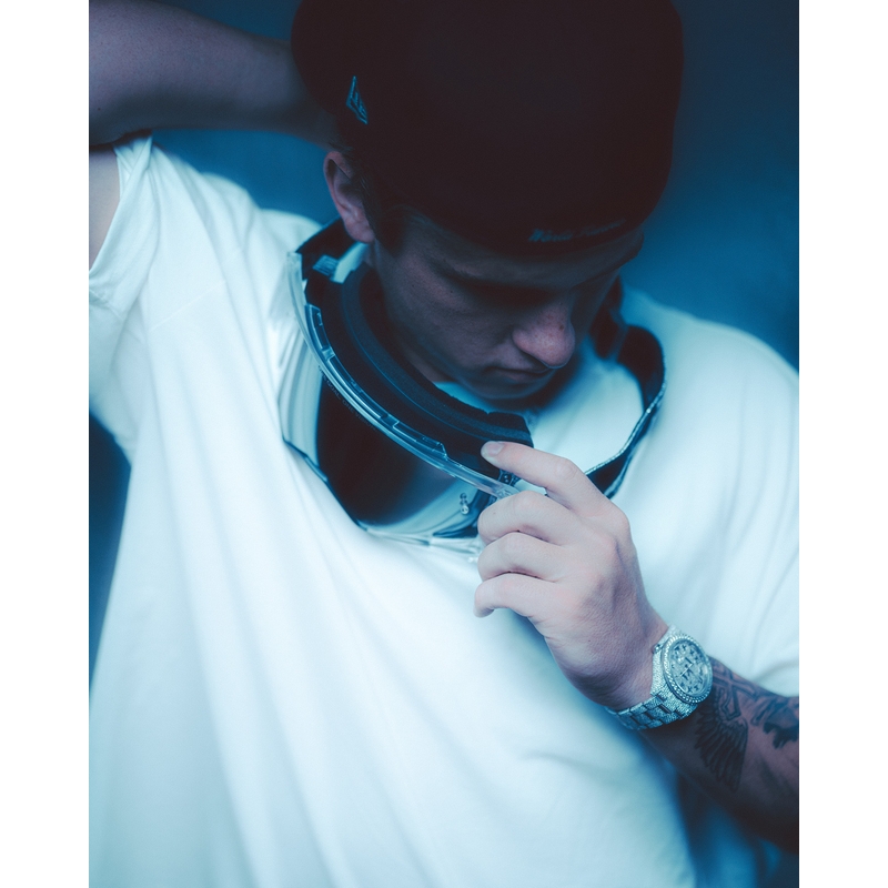 Motokrosové okuliare Alpinestars Supertech Vision DNGR38 XXV čierno-strieborné so zrkadlovo strieborným plexi