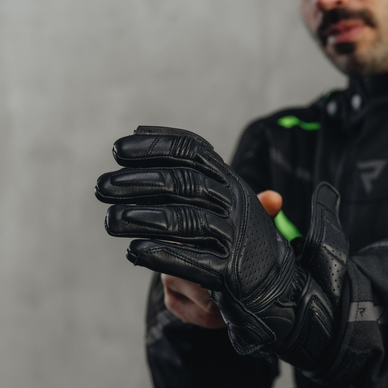 Rukavice na motorku Rebelhorn Hike II čierne