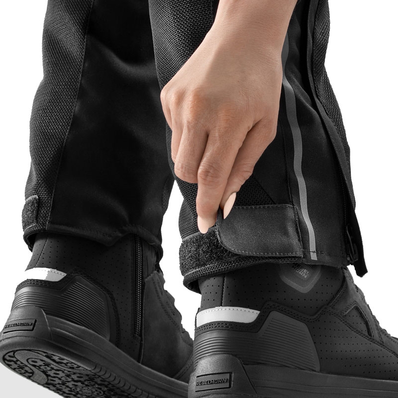 Predĺžené dámske nohavice na motorku Rebelhorn Hiflow V čiernej