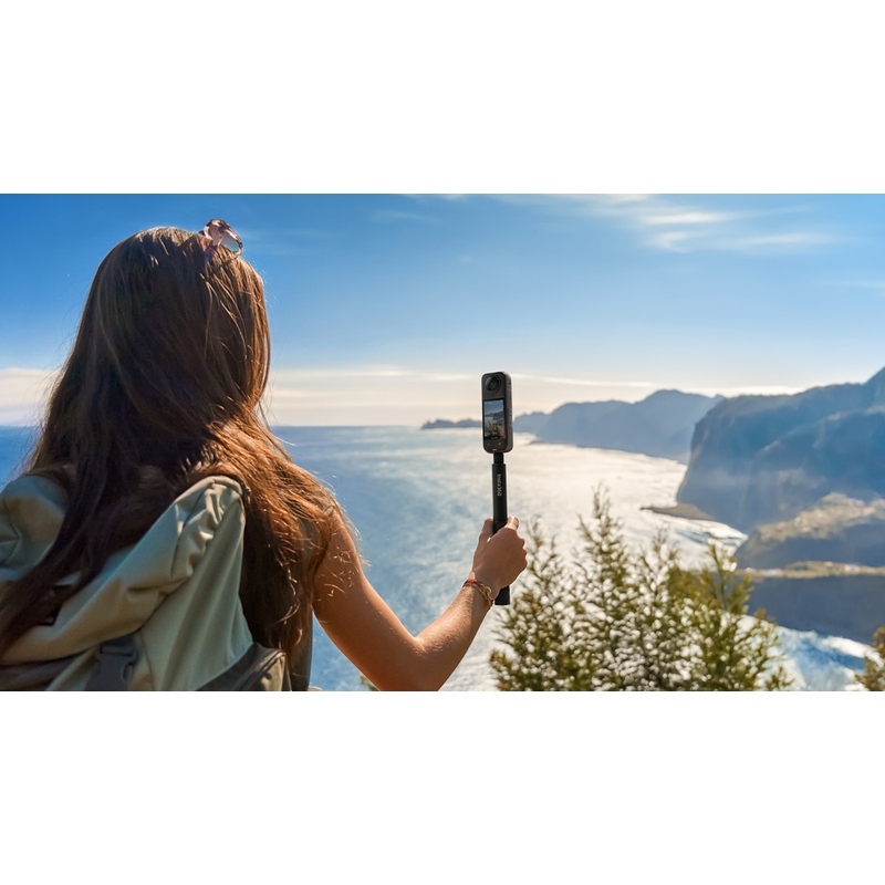 Akčná kamera Insta360 X4 Motorcycle Bundle čierna