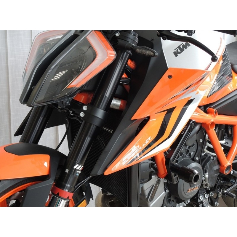 Pádový protektor RDMOTO white polyamide