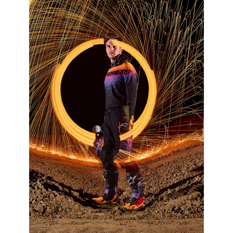 Motokrosové nohavice Alpinestars Supertech limitovaná edícia Black Hole čierno-farebné
