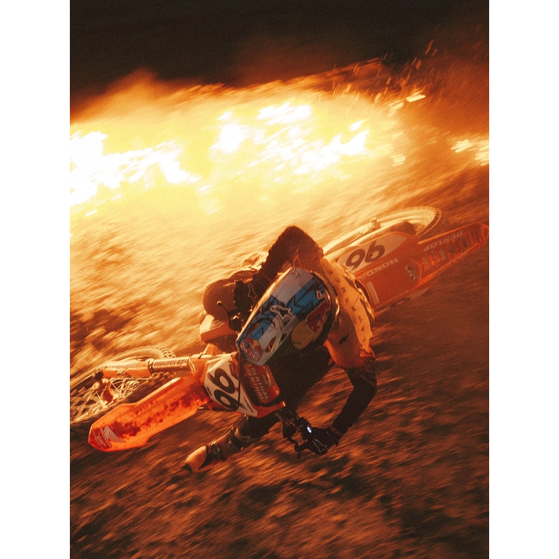 Motokrosová prilba Alpinestars Supertech S-M10 limitovaná edícia Black Hole čierno-farebná