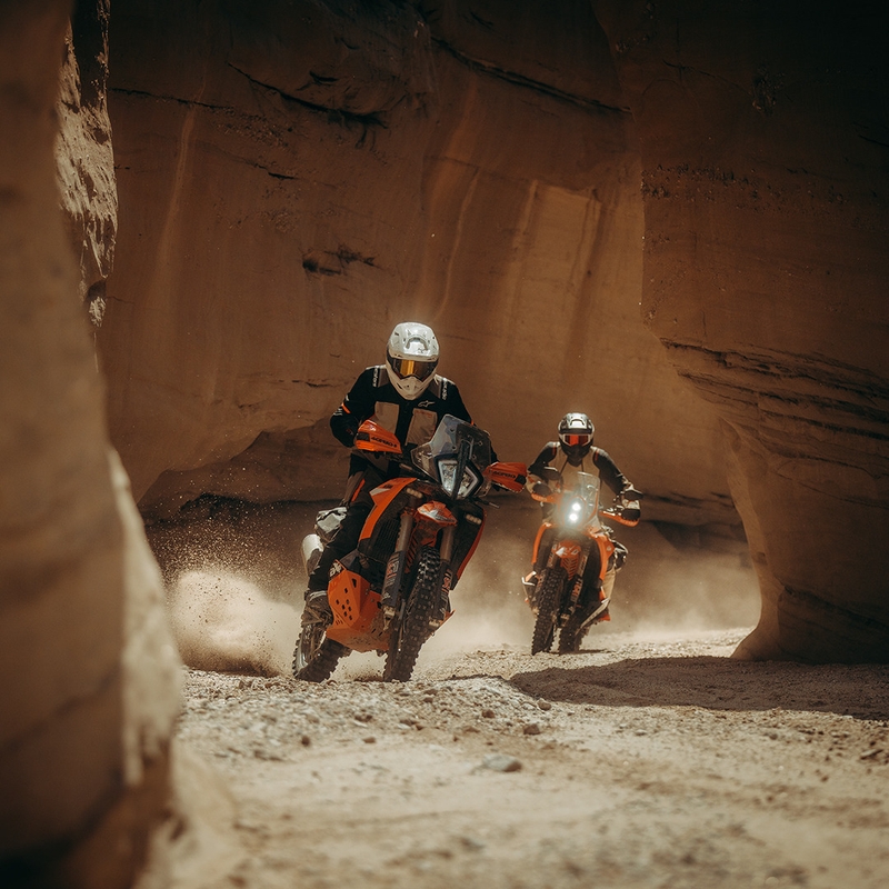 Bunda na motorku Alpinestars Andes V4 Drystar krémovo-svetlo hnedo-čierno-fluo oranžová