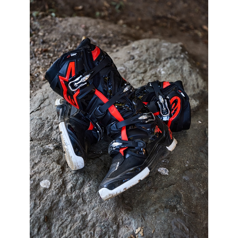 Topánky na motorku Alpinestars TECH 7 Enduro Drystar čierno-fluo červeno-biele