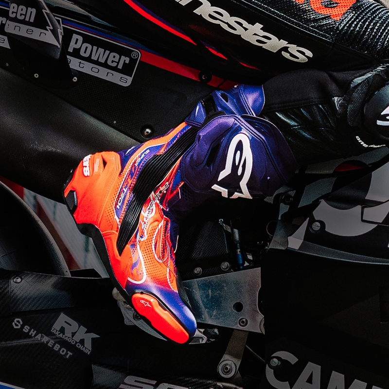Topánky na motorku Alpinestars Supertech R Vented Flyte limitovaná edícia Jorge Martin fialovo-červeno-čierne