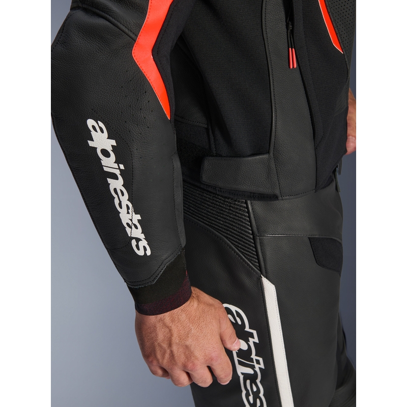 Kožená bunda na motorku Alpinestars GP Force V2 Airflow čierno-fluo červeno-biela