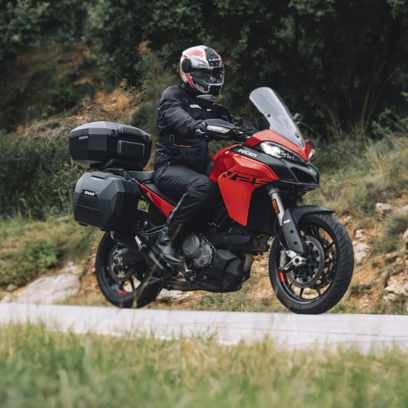 Vrchný kufor na motorku SHAD SH51 Karbón