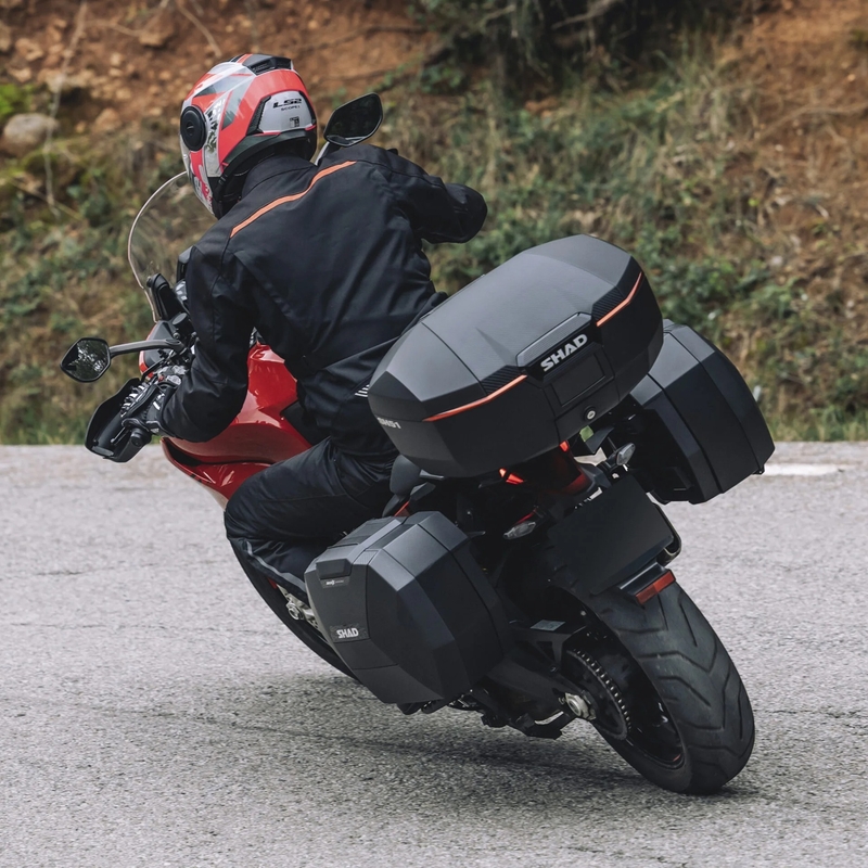 Vrchný kufor na motorku SHAD SH51 Karbón