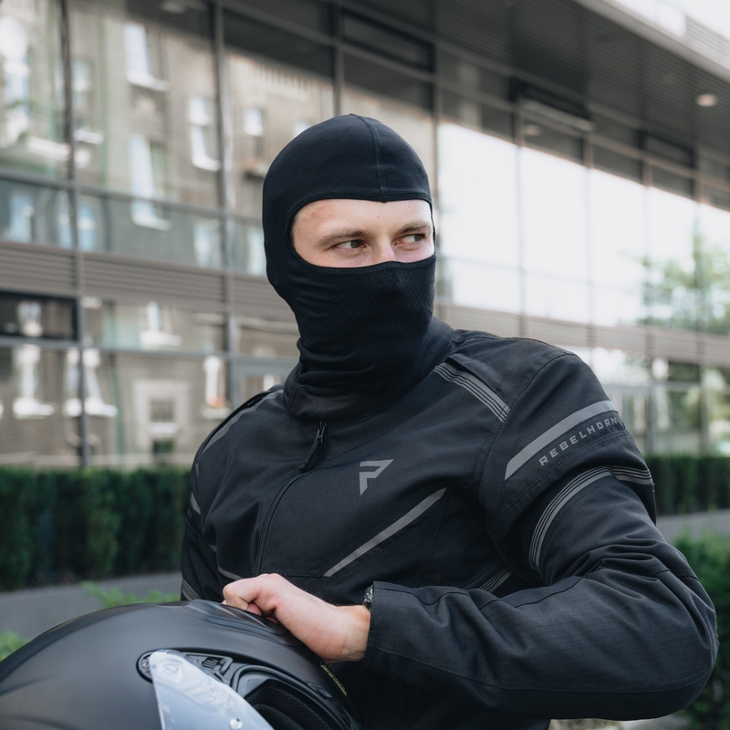 Kukla pod prilbu Rebelhorn Freeze II čierna