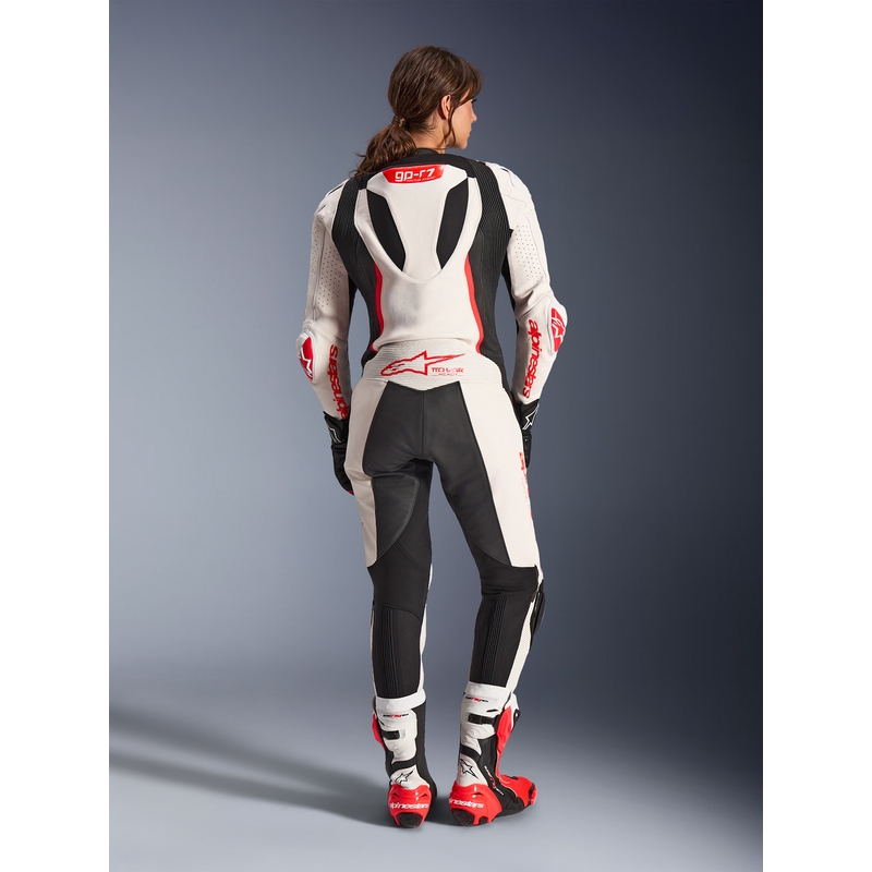 Dámska jednodielna kožená kombinéza na motorku Alpinestars Stella GP-R7 bielo-fluo červeno-čierna