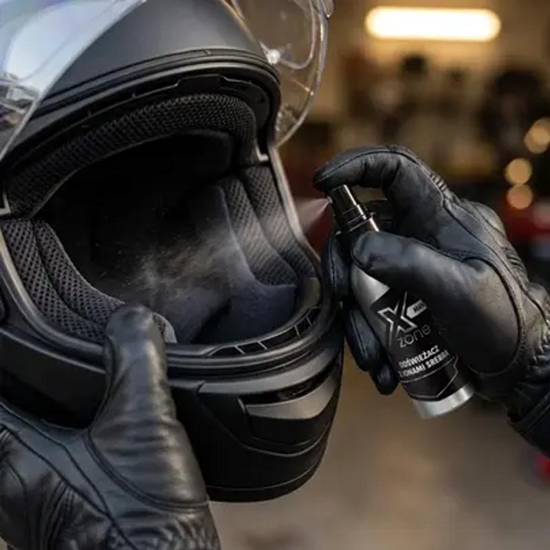 Osviežovač s iónmi striebra Xzone Man 100 ml