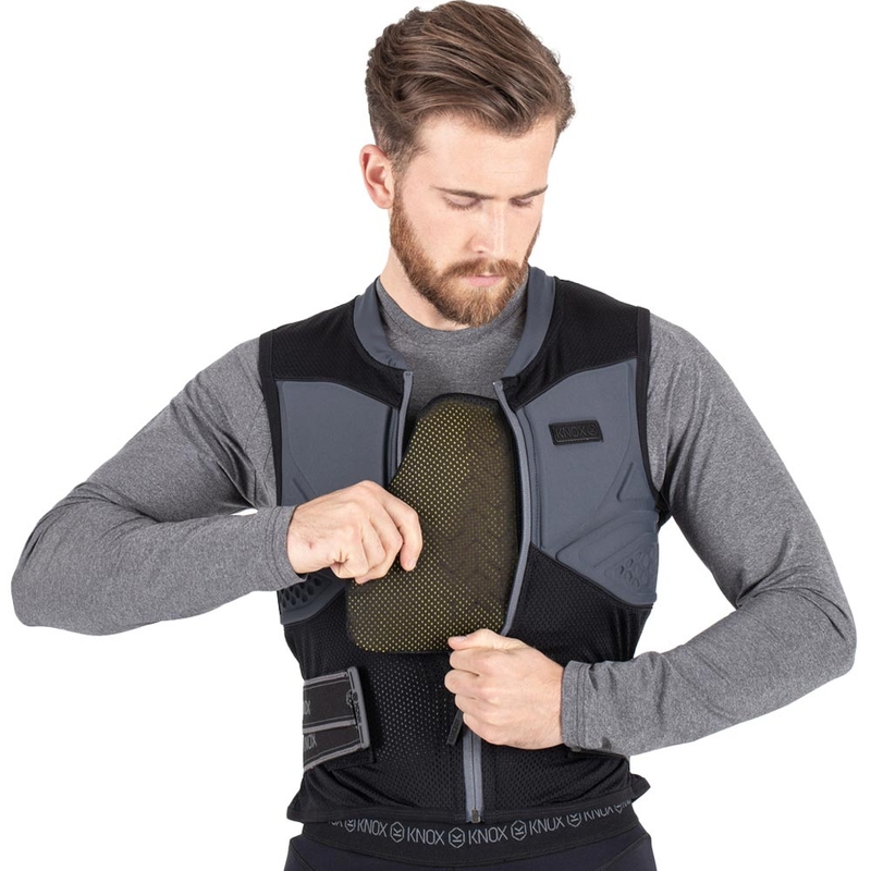Chránič hrudníka Knox Micro-Lock Chest Upgrade čierny