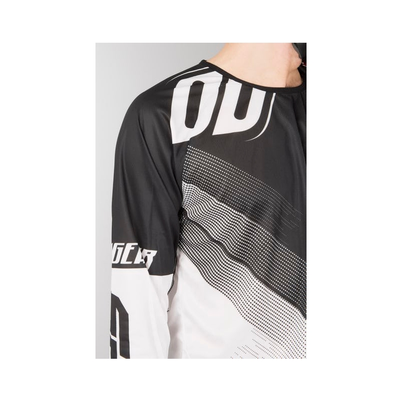 Komplet (dres + nohavice) Shot DEVO Ultimate čierno-biely
