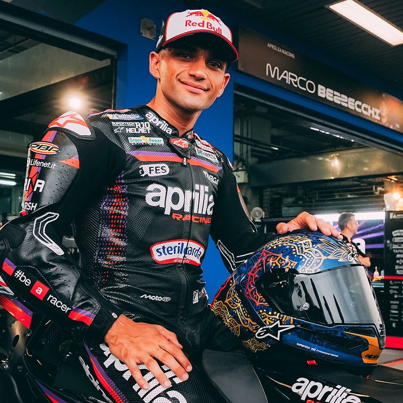 Integrálna helma na motorku Alpinestars Supertech R10 Marthainator limitovaná edícia JORGE MARTIN modro perleťovo zlato červená