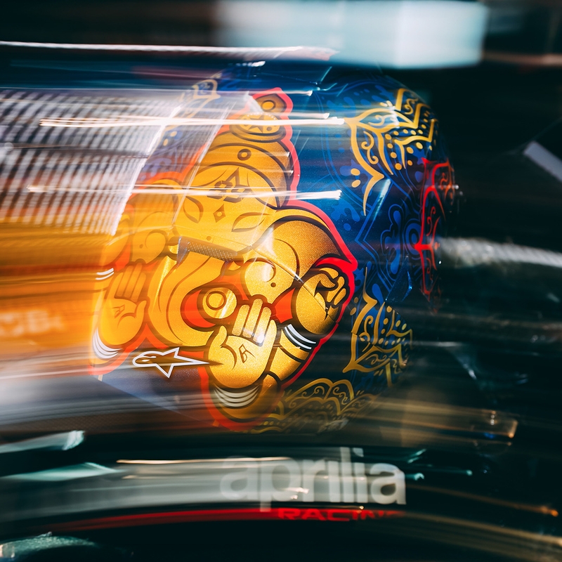Integrálna helma na motorku Alpinestars Supertech R10 Marthainator limitovaná edícia JORGE MARTIN modro perleťovo zlato červená