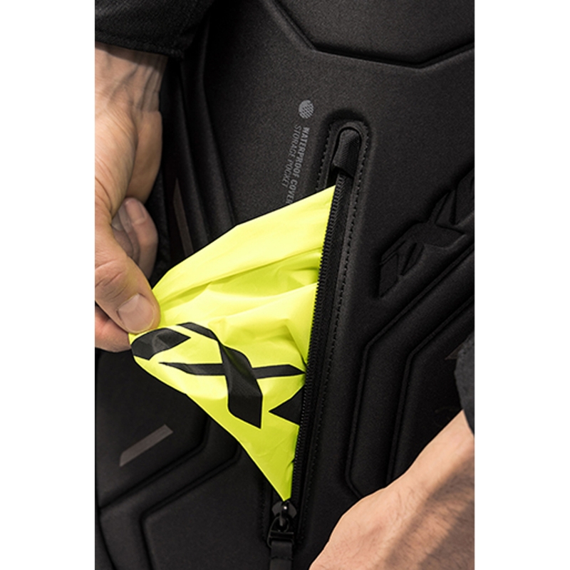 Batoh na motorku IXON R-Laser 25 l čierny