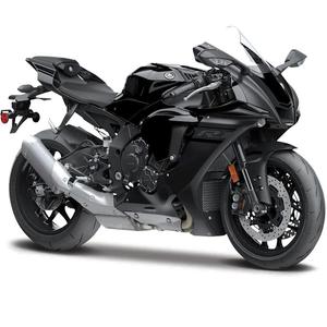 Model motorky Maisto Yamaha YZF-R1 1:12 čierny
